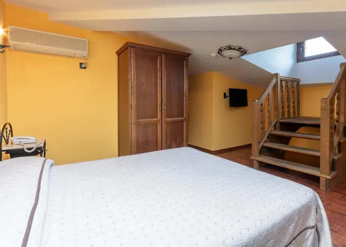 Rural Los Angeles 3*